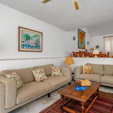 Luna By Interhome Sitio de Calahonda